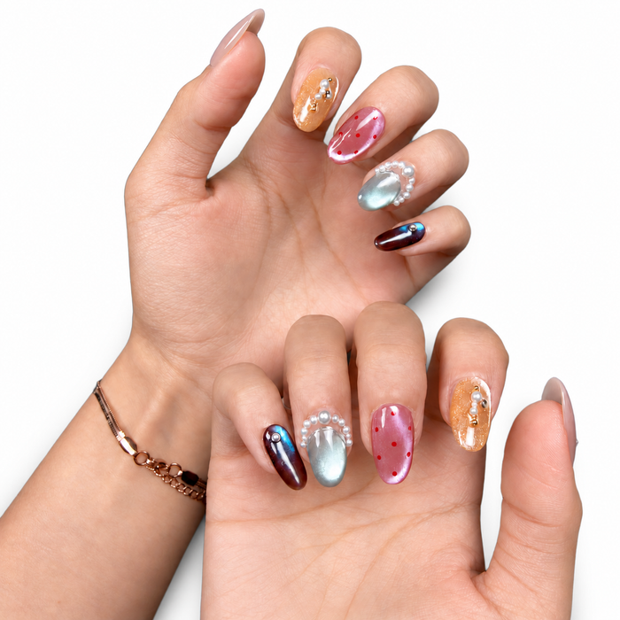 Prism Mood — Cat-Eye Oval Press-On Nails