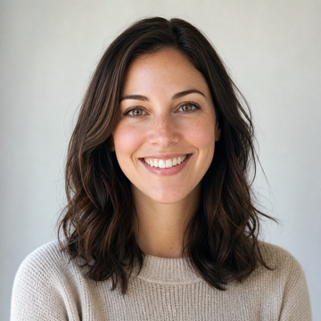AI-generated fictional customer avatar for Emily R. review
